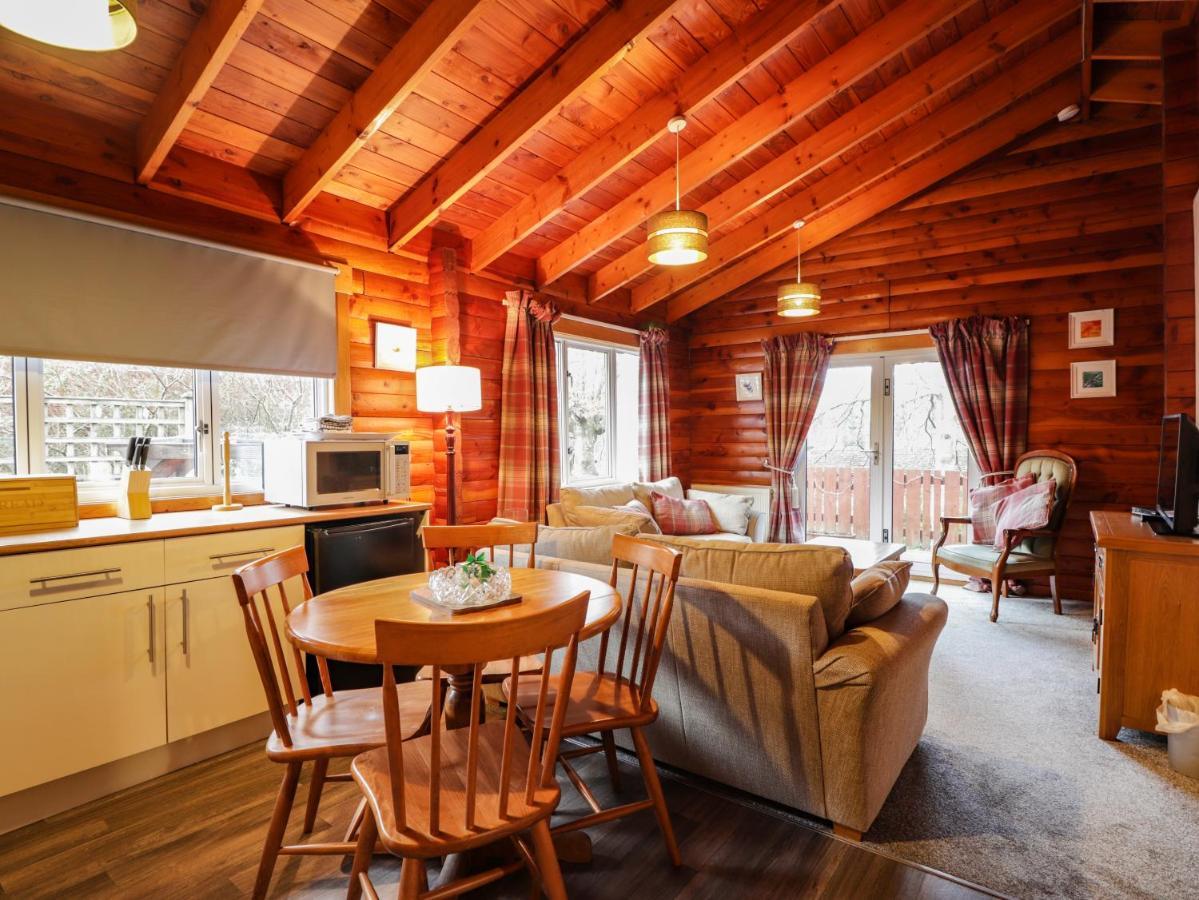 Spruce Lodge Стратпеффер Экстерьер фото