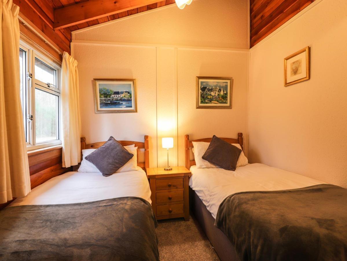 Spruce Lodge Стратпеффер Экстерьер фото